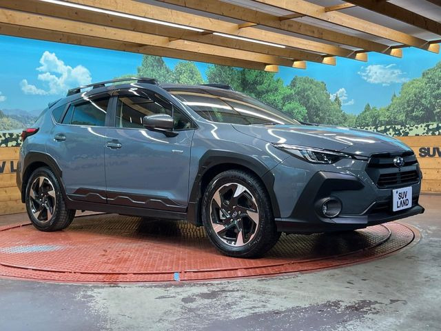 高透明度のガラス皮膜で撥水はもちろん、上質なツヤ・光沢を実現。紫外線や酸性雨から大切な愛車を保護し、色あせ・劣化を防止。「弾スプラッシュコート」、「弾プリミッサコート」からお選びいただけます。