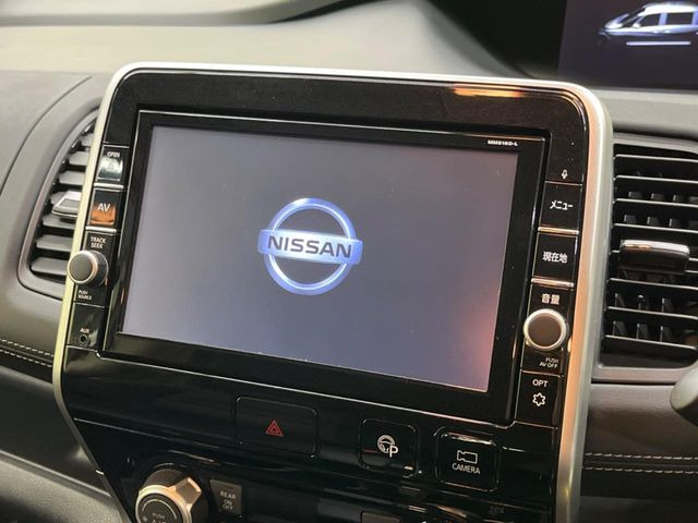セレナ2.0 ハイウェイスター VセレクションII