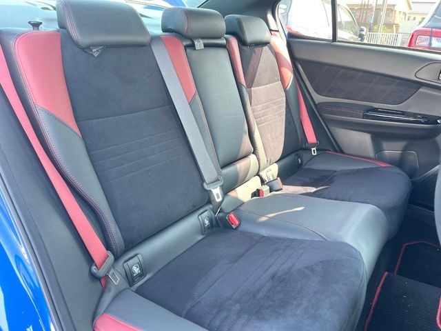 �y��p�X�|�[�c�V�[�g�z�z�[���h���ɗD��A�J�[�u���̑̂������}�����Ă���܂��B�܂��A�̂Ƀt�B�b�g���邩�獘��w�������ɂ����A�����O�h���C�u�⍂�����s�ł����K�ɂ��߂������������܂���