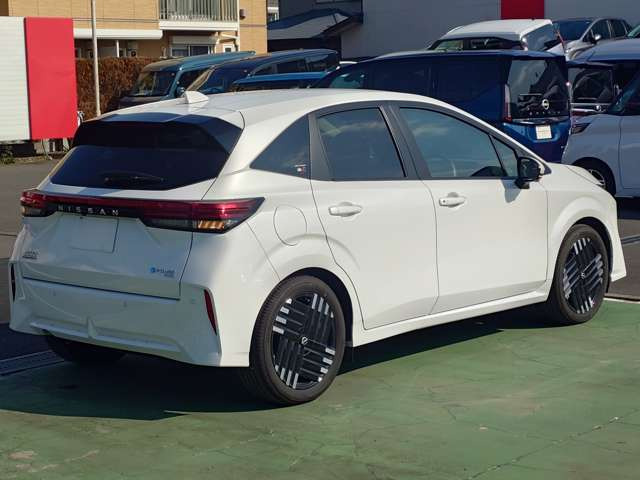 ノートオーラ1.2 G FOUR 4WD