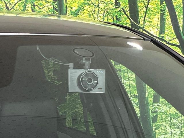 �y�h���C�u���R�[�_�[�z�h���C�u���R�[�_�[����!���s���͂������A������^�]�⎖�̂ɑ��������ہA�f���ŋL�^���A����̃��X�N�ɔ����܂��B���L�^�pSD�J�[�h�͂��q�l�����g�ł��������������K�v������܂��B