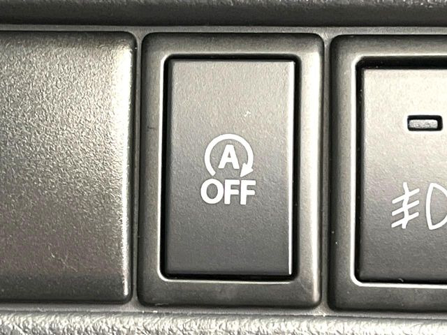 �y�A�C�h�����O�X�g�b�v�z�ԐM����a�؂Œ�Ԃ����ۂɃG���W�����~���A���ʂȔR���̏����}���܂��B�R��������ی�ɂȂ���@�\��G���W���̓u���[�L�𗣂��΍Ďn�����܂��B