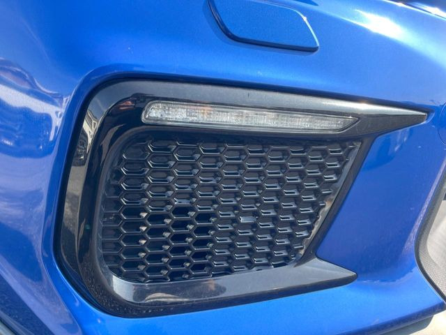 �yLED�A�N�Z�T���[���C�i�[�z