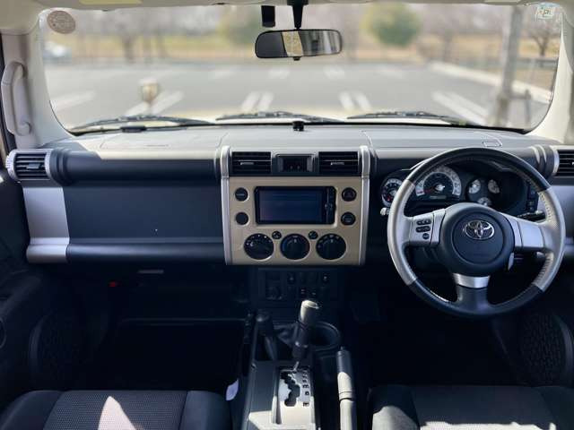 �S�Ԏ���\�ł��B�傫�ȓW����������ۂɉ^�]���Ă݂ĉ������B���ۂɏ���Ă݂Ă��ꂩ��̃J�[���C�t��z�����Ă���������