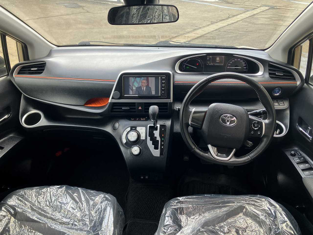 シエンタハイブリッド 1.5 ファンベース G