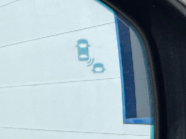 �y�u���C���h�X�|�b�g�C���t�H���[�V�����z���s���A�h�A�~���[�̎��p�ɂȂ�₷���ӏ��Ɍ㑱�Ԃ��ڋ߂���ƃT�C�h�~���[�t�߂Ɍx����\���A�h���C�o�[�ɒ��ӊ��N�����Ă���܂��B