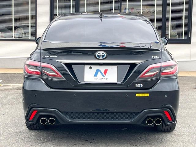 安心の最長10年・走行無制限保証(有償)をご用意。保証内容も充実はもちろん、無料点検&オイル交換や、年中無休の全国・24時間ロードサービスも付帯されておりますのでご安心下さい。