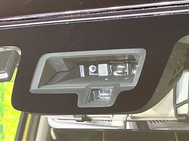 �y�X�Y�L �Z�[�t�e�B�T�|�[�g�z���s���ɑO���̎ԗ�����F�����A�Փ˂������Ȏ��͌x��ƃu���[�L�ŏՓˉ���Ɣ�Q�y�����A�V�X�g�B�����S�Ƀh���C�u�����y���݂��������܂��B