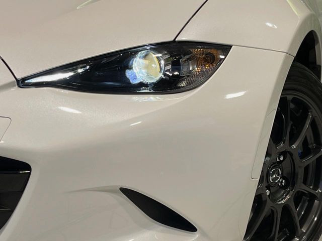 �yLED�w�b�h���C�g�z���V����ԑ��s�����ǍD�Ȏ��E���m�ۂ����S���ĉ^�]�ł��鍂�P�xLED�w�b�h���C�g�𑕔�!�_�����x�������A����d�͂��}�����Ă��܂��B