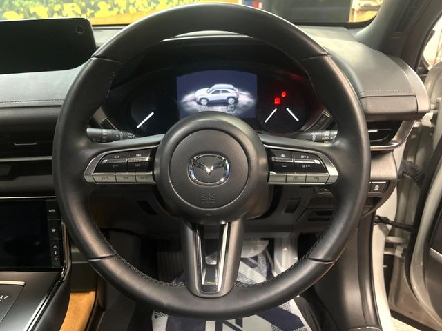 �y�����v�����X�e�A�����O�z�㎿�Ȋv���g�p���邱�ƂŁA��ɂ����������݂ƂĂ��^�]���₷���n���h���ł���