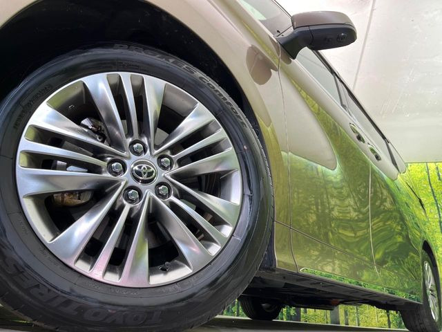 �y�����A���~�z�C�[���z�O�ςɃ}�b�`���������A���~�z�C�[���𑕒����Ă���܂��B�e��ЊO�A���~�z�C�[����A�X�^�b�h���X�^�C�����戵�����Ă���܂��B���񂲑��k����������