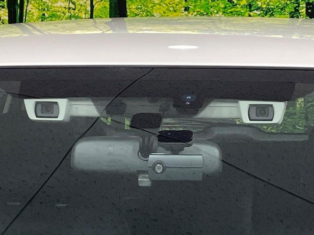 �y�A�C�T�C�gVer3�z�O���̎ԗ��������m���A�Փ˂������Ȏ��͌x��Œ��ӂ𑣂��A�u���[�L�𓥂ޗ͂��T�|�[�g�B�u���[�L�𓥂߂Ȃ������ꍇ�͏Փ˔�Q�y���u���[�L���쓮�A�Փˉ�����T�|�[�g���܂��B