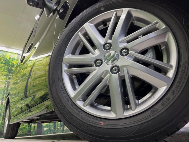 �y����15�C���`�A���~�z�C�[���z�O�ςɃ}�b�`���������A���~�z�C�[���𑕒����Ă���܂��B�e��ЊO�A���~�z�C�[����A�X�^�b�h���X�^�C�����戵�����Ă���܂��B���񂲑��k����������