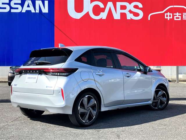 ノートオーラ1.2 G レザーエディション