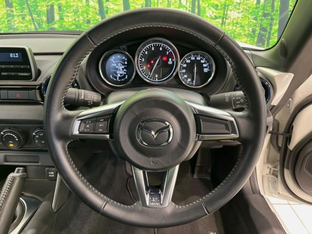 �y�����v�����X�e�A�����O�z�㎿�Ȋv���g�p���邱�ƂŁA��ɂ����������݂ƂĂ��^�]���₷���n���h���ł���