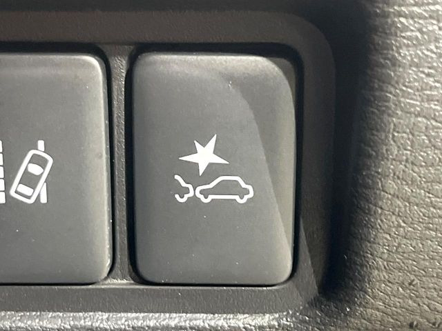 �y�O�He-Assist�z���s���ɑO���̎ԗ�����F�����A�Փ˂������Ȏ��͌x��ƃu���[�L�ŏՓˉ���Ɣ�Q�y�����A�V�X�g�B�����S�Ƀh���C�u�����y���݂��������܂��B