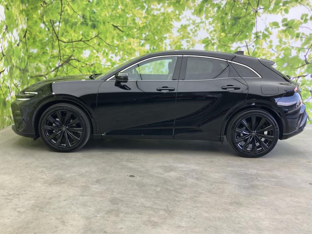 クラウンスポーツ2.5 Z E-Four 4WD