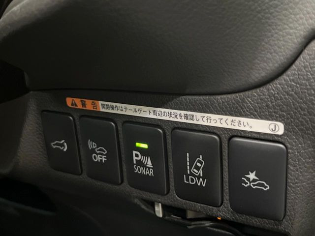 �y�O�He-Assist�z���s���ɑO���̎ԗ�����F�����A�Փ˂������Ȏ��͌x��ƃu���[�L�ŏՓˉ���Ɣ�Q�y�����A�V�X�g�B�����S�Ƀh���C�u�����y���݂��������܂��B