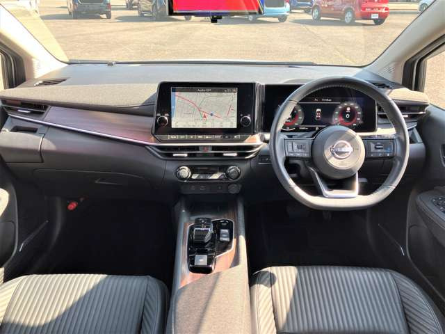 ノートオーラ1.2 G レザーエディション