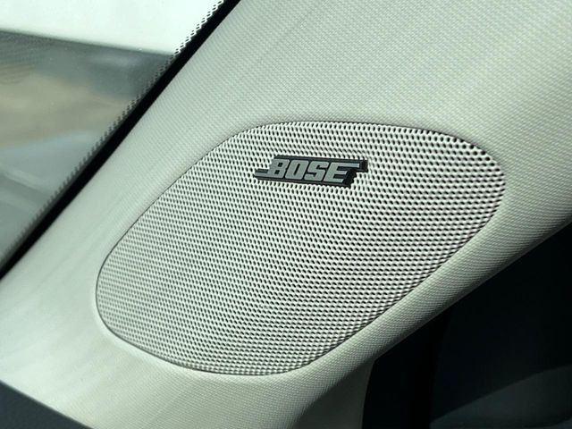 �yBOSE�T�E���h�V�X�e���t�������i�r�z�[���̃i�r�@�\�͂������A���x�ȃ`���[�j���O�\�͂����ڂ���Ă���A�������ȉ��y�����y���݂��������܂���