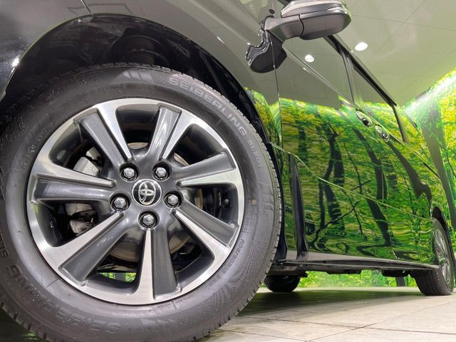 �y����16�C���`�A���~�z�C�[���z�O�ςɃ}�b�`���������A���~�z�C�[���𑕒����Ă���܂��B�e��ЊO�A���~�z�C�[����A�X�^�b�h���X�^�C�����戵�����Ă���܂��B���񂲑��k����������