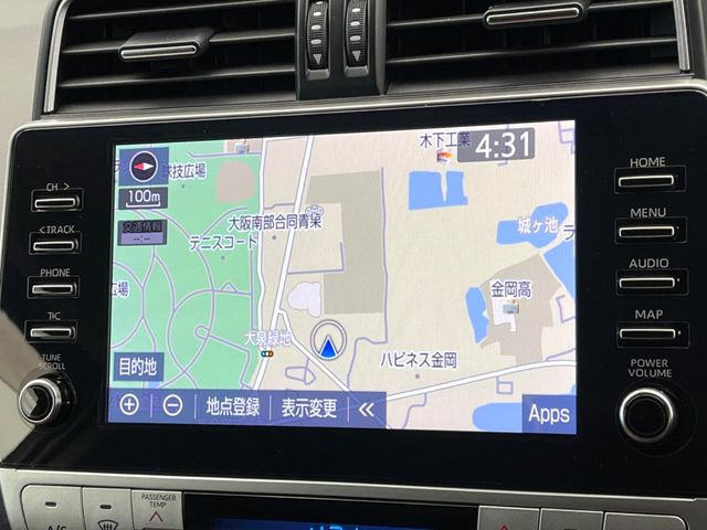 【9インチ ディスプレイオーディオ】大画面ディスプレイへお持ちのスマートフォンと連携して、ナビやbluetoothでの音楽再生が可能です♪デザインはもちろん操作性も良好!別途ナビ機能の取付可能です♪