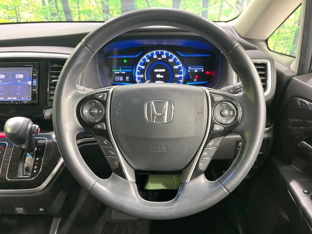 �y�����v�����X�e�A�����O�z�㎿�Ȋv���g�p���邱�ƂŁA��ɂ����������݂ƂĂ��^�]���₷���n���h���ł���