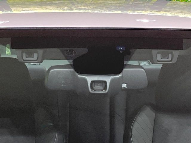 �y�A�C�T�C�gVer3�z�O���̎ԗ��������m���A�Փ˂������Ȏ��͌x��Œ��ӂ𑣂��A�u���[�L�𓥂ޗ͂��T�|�[�g�B�u���[�L�𓥂߂Ȃ������ꍇ�͏Փ˔�Q�y���u���[�L���쓮�A�Փˉ�����T�|�[�g���܂��B