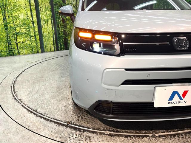 �yLED�w�b�h���C�g�z���V����ԑ��s�����ǍD�Ȏ��E���m�ۂ����S���ĉ^�]�ł��鍂�P�xLED�w�b�h���C�g�𑕔�!�_�����x�������A����d�͂��}�����Ă��܂��B