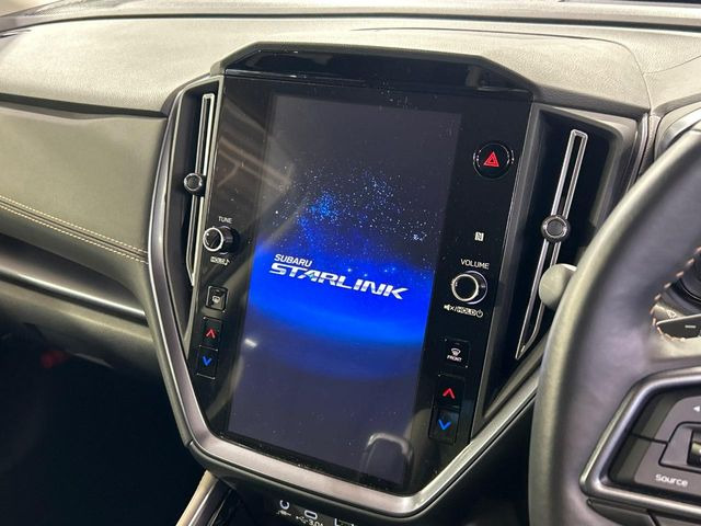 �y11.6�C���`�i�r�z�X�}�[�g�t�H�����o�Ŏg�p�ł���A�C���p�N�g�̂���11.6�C���`�i�r�𑕔�!�i�r��I�[�f�B�I����͂������A�e��ԗ��������̉�ʂ���m�F�E�ݒ�ł��܂���