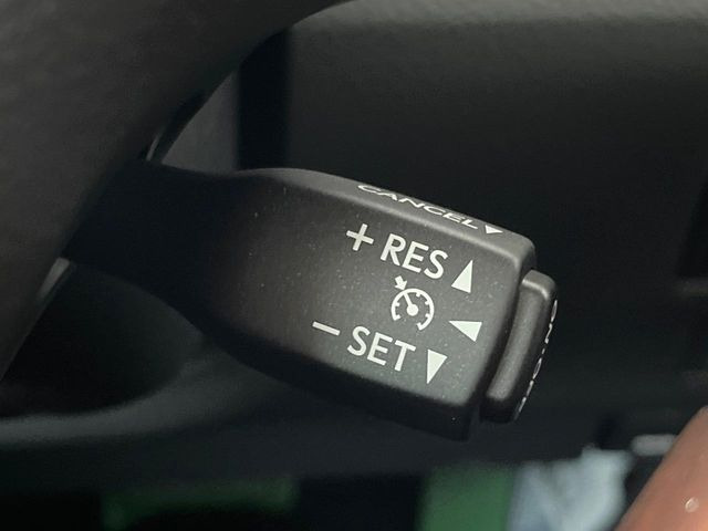 �y�N���[�Y�R���g���[���z�������H�����N���N���s�B�A�N�Z���𗣂��Ă���葬�x�ő��s���ł��A�������^�]���̕��S���y��!�����E�������ȒP�ȃX�C�b�`����Œ����ł��܂��B