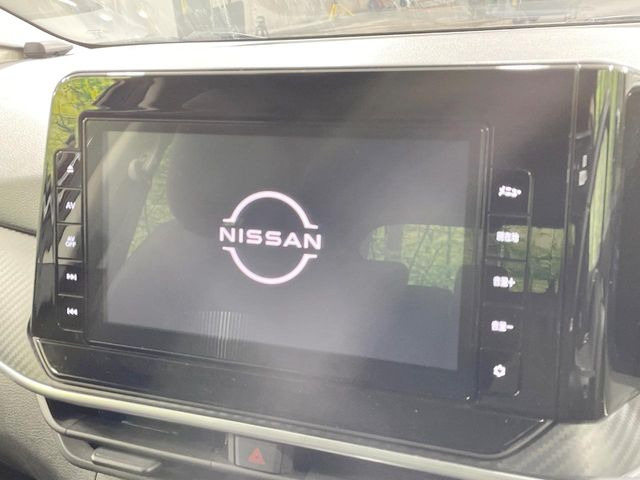 �y����9�^�i�r�z�l�C�̏����i�r�𑕔��B�I�[�f�B�I�@�\���[�����Ă���ABluetooth�ڑ�����΂������̃X�}�z��MP3�v���C���[�̉��y���Đ��\!�����̉^�]������Ɋy�����Ȃ�܂�!!