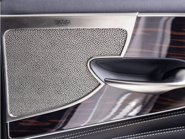 ���������N��̉����}�[�N���r���\��!