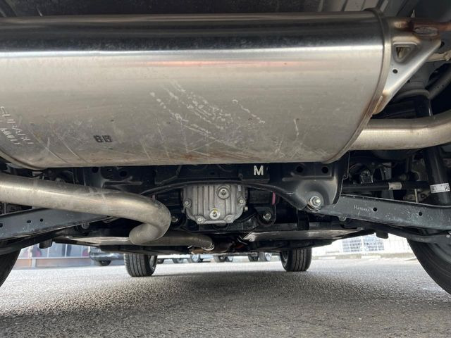 ����肪���ꂢ�Ȃ����ɁA�h�K���H�̎{�H���I�X�X���B�~��n��͂������A���ݕ��ɂ��Z���̕���A��Ń}�����E�E�B���^�[�X�|�[�c���������ɂ��D�]���������Ă���܂��B