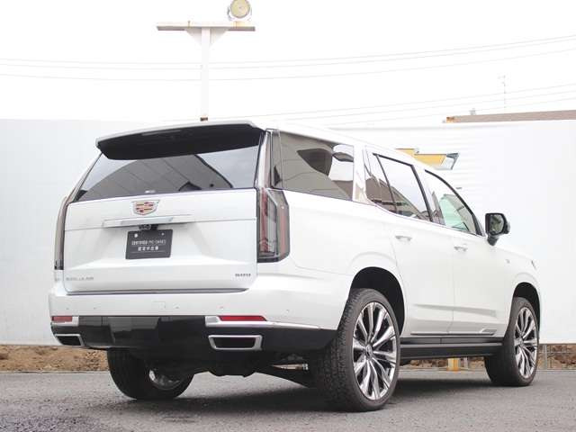 エスカレードプラチナム 4WD