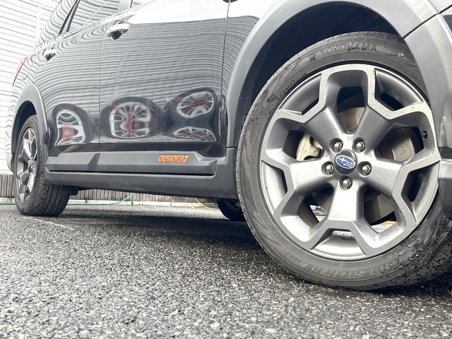 �y����17�C���`�A���~�z�C�[���z�O�ςɃ}�b�`���������A���~�z�C�[���𑕒����Ă���܂��B�e��ЊO�A���~�z�C�[����A�X�^�b�h���X�^�C�����戵�����Ă���܂��B���񂲑��k����������