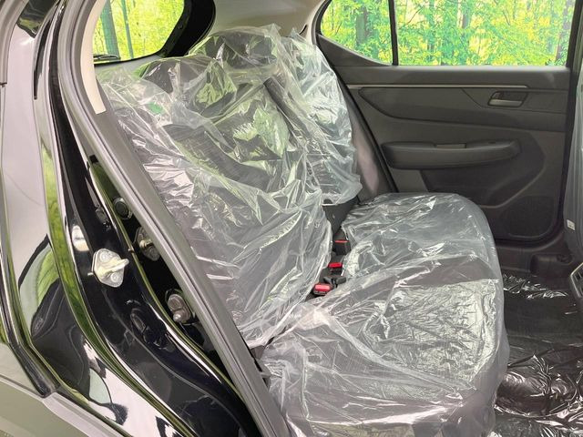 ���i���ȃI���W�i���t���A�}�b�g���I�v�V�����ɂĂ��p�ӂ��Ă���܂��B���D���ȃf�U�C����J���[�����Ԃɍ��킹�đI��ł����������Ƃ��ł��܂���