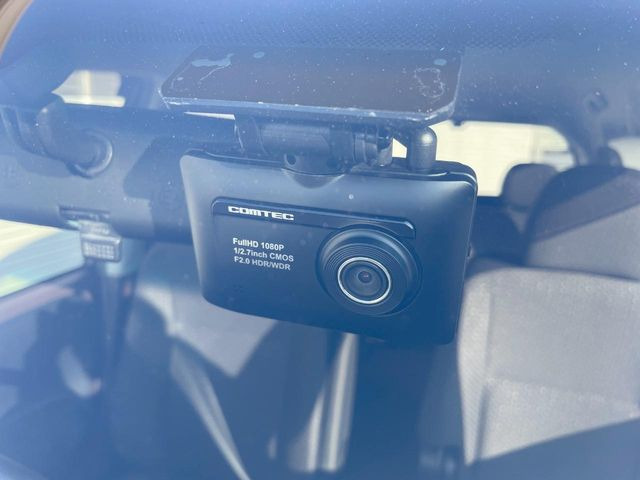 �y�h���C�u���R�[�_�[�z�h���C�u���R�[�_�[����!���s���͂������A������^�]�⎖�̂ɑ��������ہA�f���ŋL�^���A����̃��X�N�ɔ����܂��B���L�^�pSD�J�[�h�͂��q�l�����g�ł��������������K�v������܂��B