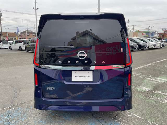 セレナ2.0 ハイウェイスターV