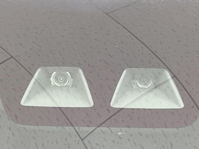 �y�X�}�[�g�A�V�X�g�z���s���ɑO���̎ԗ�����F�����A�Փ˂������Ȏ��͌x��ƃu���[�L�ŏՓˉ���Ɣ�Q�y�����A�V�X�g�B�����S�Ƀh���C�u�����y���݂��������܂��B