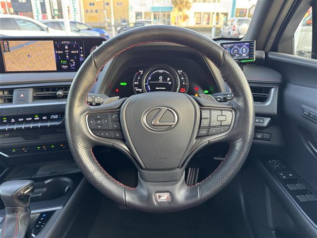 UX250h Fスポーツ