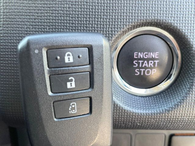 �y�X�}�[�g�L�[�z�J�o����|�P�b�g�ɓ��ꂽ�܂܂ł��h�A�̎{���E�������\�ȃX�}�[�g�L�[�𑕔��B�G���W���̃I���E�I�t�����J�M�����o���K�v����������Ƃ��Ă��֗��ł���