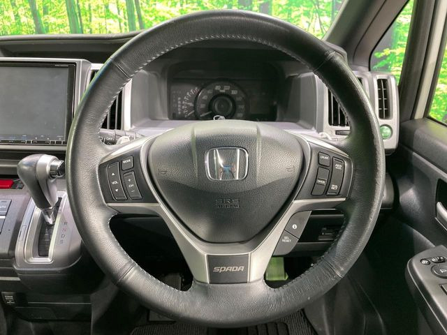 �y�����v�����X�e�A�����O�z�㎿�Ȋv���g�p���邱�ƂŁA��ɂ����������݂ƂĂ��^�]���₷���n���h���ł���