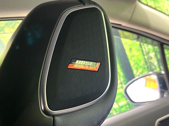 【BOSEサウンドシステム付き純正ナビ】充実のナビ機能はもちろん、高度なチューニング能力が搭載されており、高音質な音楽をお楽しみいただけます♪