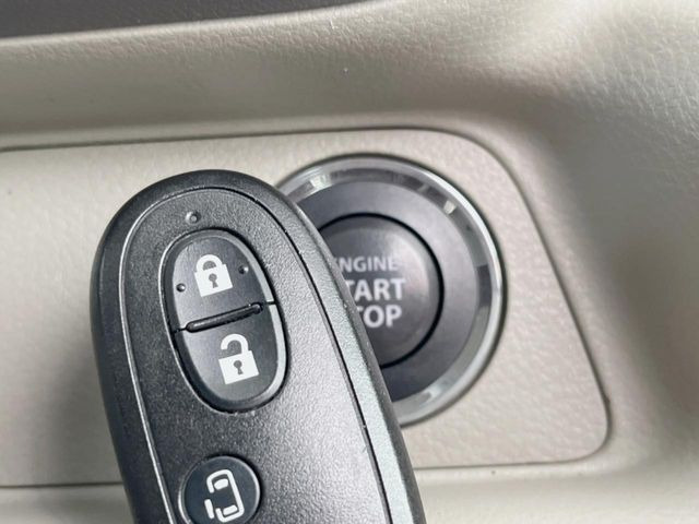 �y�A�h�o���X�g�L�[�z�J�o����|�P�b�g�ɓ��ꂽ�܂܂ł��h�A�̎{���E�������\�ȃX�}�[�g�L�[�𑕔��B�G���W���̃I���E�I�t�����J�M�����o���K�v����������Ƃ��Ă��֗��ł���