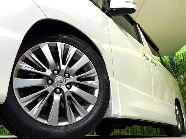 �y����18�C���`�A���~�z�C�[���z�O�ςɃ}�b�`���������A���~�z�C�[���𑕒����Ă���܂��B�e��ЊO�A���~�z�C�[����A�X�^�b�h���X�^�C�����戵�����Ă���܂��B���񂲑��k����������