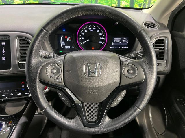 �y�����v�����X�e�A�����O�z�㎿�Ȋv���g�p���邱�ƂŁA��ɂ����������݂ƂĂ��^�]���₷���n���h���ł���