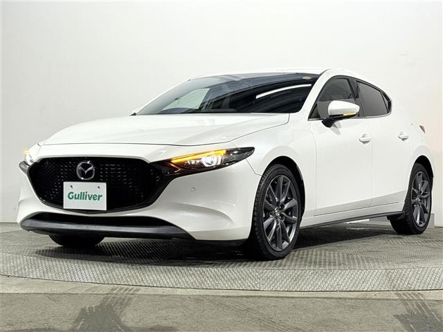 MAZDA3ファストバック1.8 XD バーガンディ セレクション