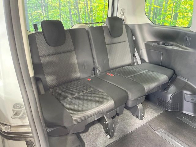 3��ڃV�[�g�͂�������ԗǍD����l�ł��������ƍ����Ē����܂��̂ŁA��l���ł̂��o���������N���N�ł��􂲉Ƒ��ŁA�C�̒m�ꂽ���ԂŁA�h���C�u�ɍs���̂��y���݂ł��ˁ�