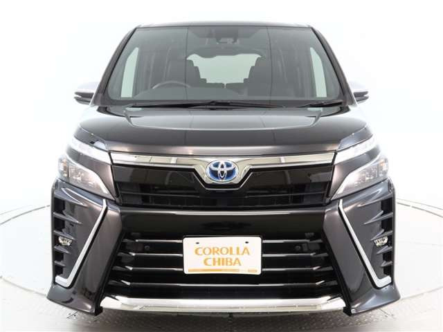 ヴォクシー1.8 ハイブリッド ZS 煌III